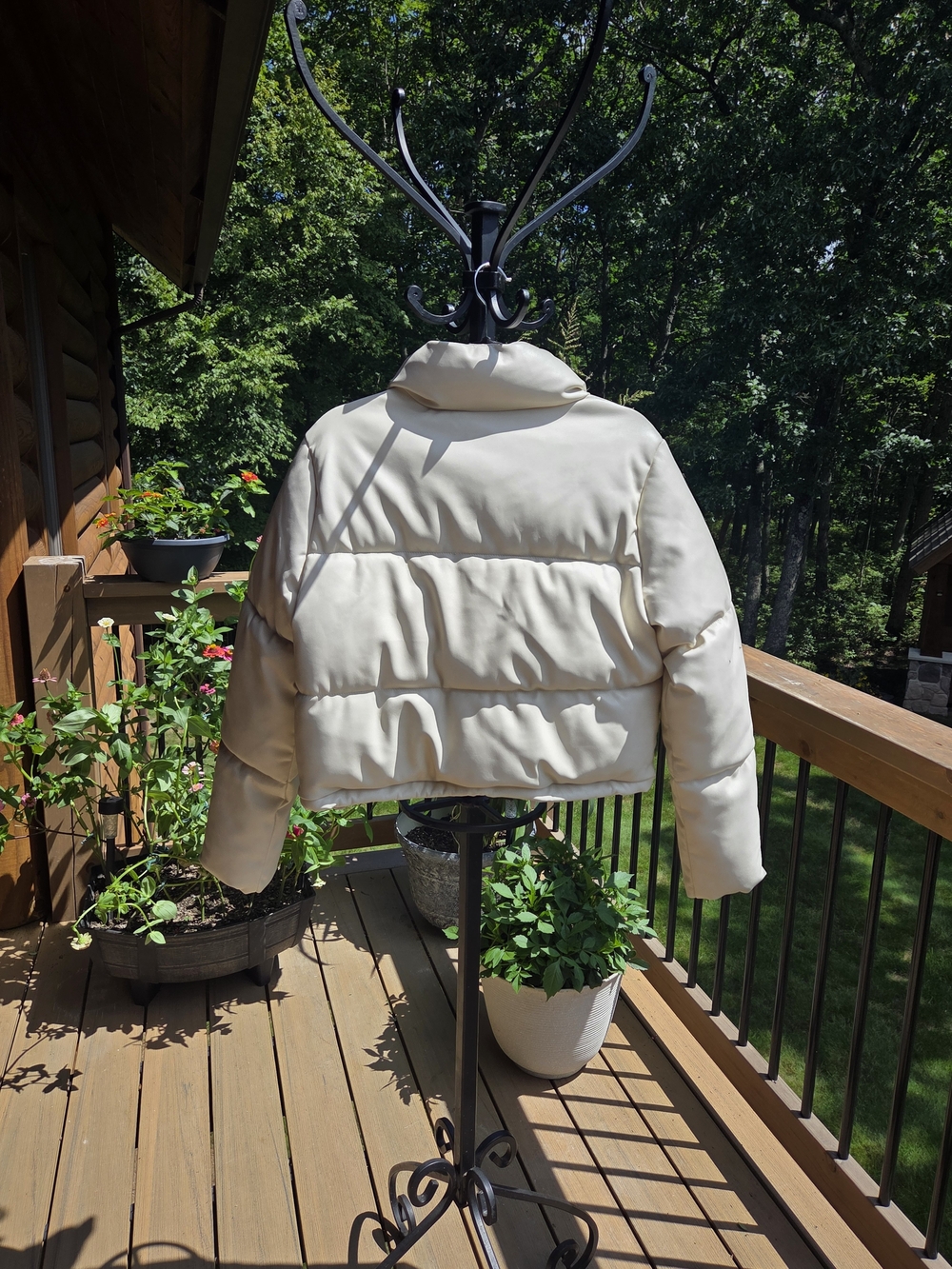 Hollister Cream-Beige Cropped Puffer Jacket - Picture 5 of 6